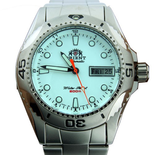 AAA 1:1 Replica Orient Mens Watches White Dial Automatic 40MM CEM59001W Watch